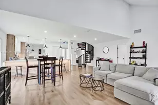 8946 SW 150th Ct Cir E, Miami, FL 33196 - Photo 12
