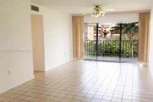 506 NW 87th Ave, Miami, FL 33172 - Photo 2