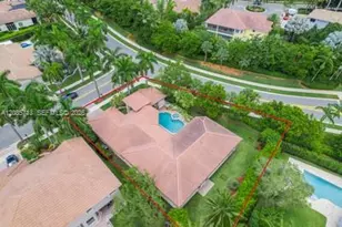 1604 Victoria Pointe Ln, Weston, FL 33327 - Photo 44