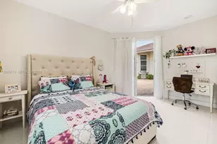 1604 Victoria Pointe Ln, Weston, FL 33327 - Photo 26