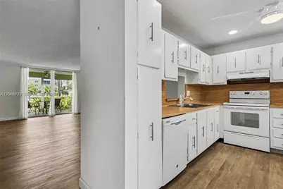 414 SE 10th St #103, Dania Beach, FL 33004 - Photo 26