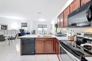 260 NW 109th Ave, Miami, FL 33172 - Photo 10