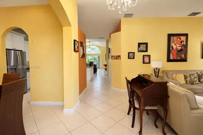 22023 SW 95th Pl, Cutler Bay, FL 33190 - Photo 14