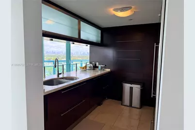 6000 Indian Creek Dr #10A, Miami Beach, FL 33140 - Photo 8