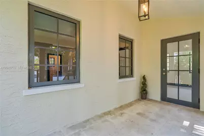 519 Alhambra Cir, Coral Gables, FL 33134 - Photo 44