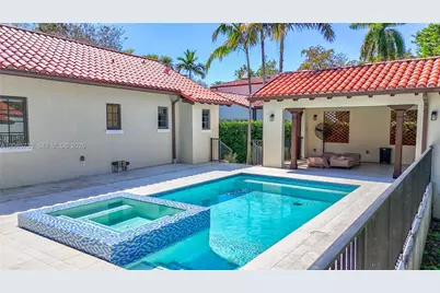 519 Alhambra Cir, Coral Gables, FL 33134 - Photo 28