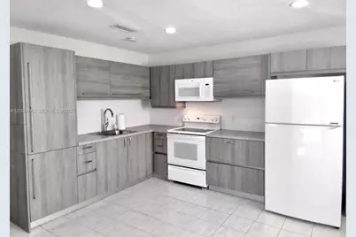 3304 SW 23rd St #0, Miami, FL 33145 - Photo 8