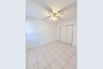 520 NE 38th St #11, Miami, FL 33137 - Photo 8