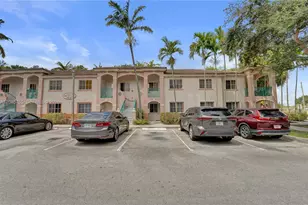 2298 NW 78th Ave, Pembroke Pines, FL 33024 - Photo 36