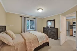 2298 NW 78th Ave, Pembroke Pines, FL 33024 - Photo 16