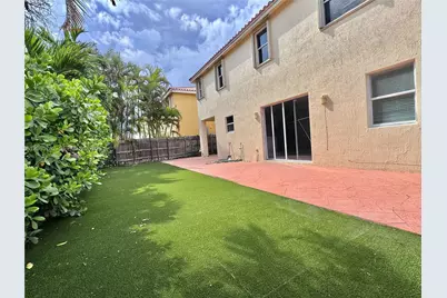 12864 NW 7th St, Miami, FL 33182 - Photo 4