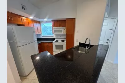 3350 NW Pinewalk Dr N #1427, Margate, FL 33063 - Photo 6