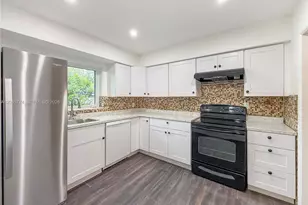 3128 Coconut Grove Dr, Coral Gables, FL 33134 - Photo 10