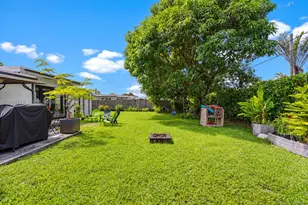 1126 E Hawthorne Cir, Hollywood, FL 33021 - Photo 40