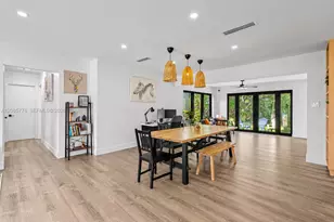 1126 E Hawthorne Cir, Hollywood, FL 33021 - Photo 8