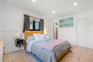 1126 E Hawthorne Cir, Hollywood, FL 33021 - Photo 22
