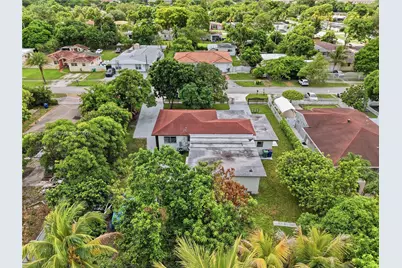 65 NW 118th St, Miami, FL 33168 - Photo 34