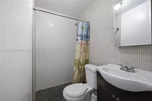 65 NW 118th St, Miami, FL 33168 - Photo 10