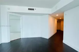 55 SE 6th St, Miami, FL 33131 - Photo 24