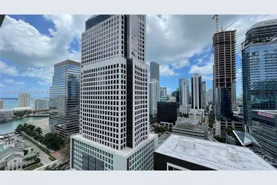 55 SE 6th St #2702, Miami, FL 33131 - Photo 10