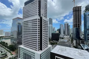 55 SE 6th St, Miami, FL 33131 - Photo 10