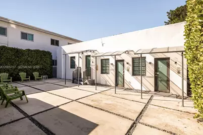 7910 Byron Ave, Miami Beach, FL 33141 - Photo 6