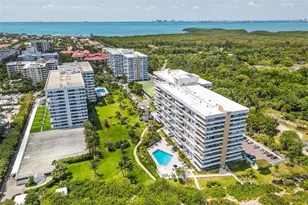 199 Ocean Ln Dr, Key Biscayne, FL 33149 - Photo 36