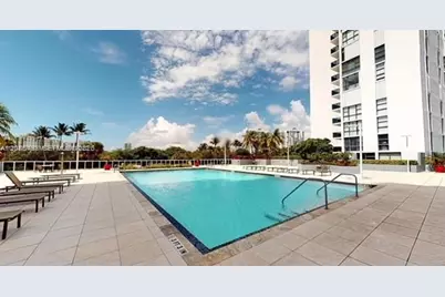 3625 N Country Club Dr #704, Aventura, FL 33180 - Photo 28