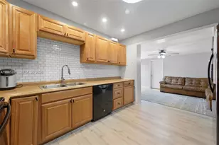 3530 N 65th Ave, Hollywood, FL 33024 - Photo 6