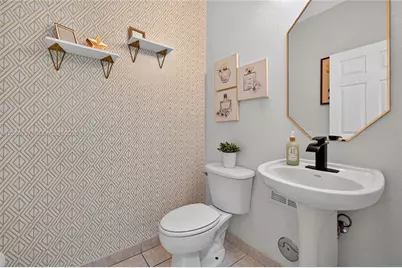 10861 NW 79th St, Doral, FL 33178 - Photo 22
