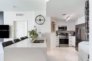 7900 Harbor Island Dr, North Bay Village, FL 33141 - Photo 2