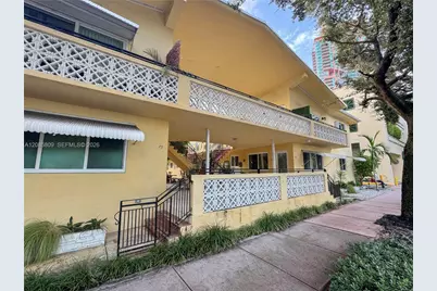 75 Washington Ave #20, Miami Beach, FL 33139 - Photo 2