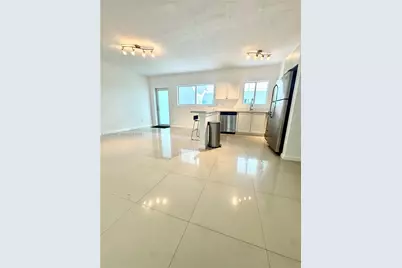 8035 Crespi Blvd #2, Miami Beach, FL 33141 - Photo 8