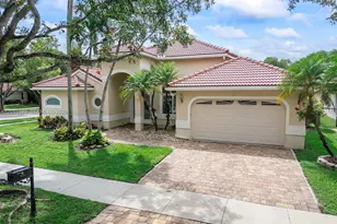 900 Spoonbill Cir, Weston, FL 33326 - Photo 10
