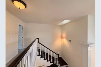 30 Windsor Ln #30, Palm Beach Gardens, FL 33418 - Photo 6