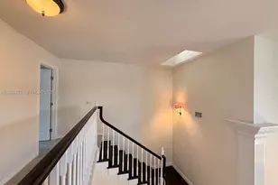 30 Windsor Ln, Palm Beach Gardens, FL 33418 - Photo 6