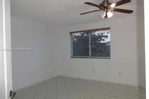 4681 NW 9th St, Miami, FL 33126 - Photo 14
