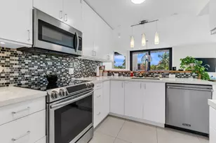 1600 S Bayshore Ln, Miami, FL 33133 - Photo 8