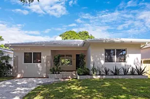 241 NE 89th St, El Portal, FL 33138 - Photo 1