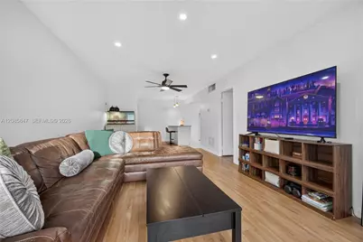 5767 Washington St #F22, Hollywood, FL 33023 - Photo 2