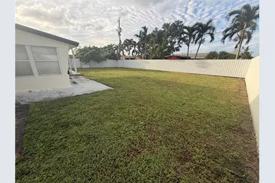 1311 NW 176th Ter, Miami Gardens, FL 33169 - Photo 4