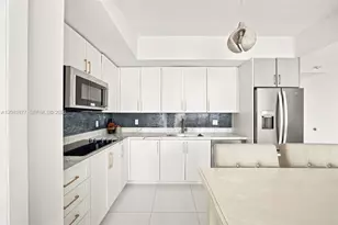 92 SW 3rd St, Miami, FL 33130 - Photo 4