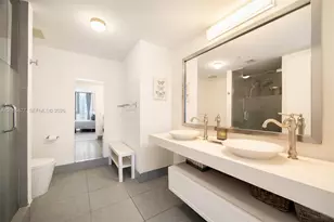 92 SW 3rd St, Miami, FL 33130 - Photo 8
