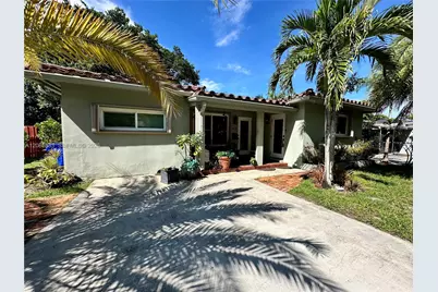 2431 Washington St #2, Hollywood, FL 33020 - Photo 2