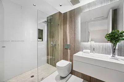 350 Meridian Ave #201, Miami Beach, FL 33139 - Photo 16
