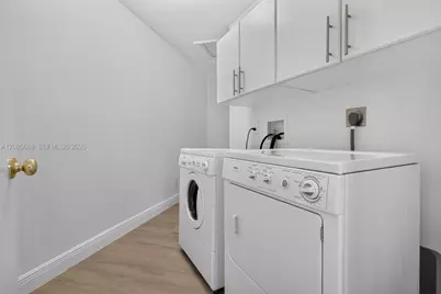 9275 NW 9th Ct, Plantation, FL 33324 - Photo 32