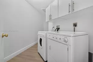 9275 NW 9th Ct, Plantation, FL 33324 - Photo 32