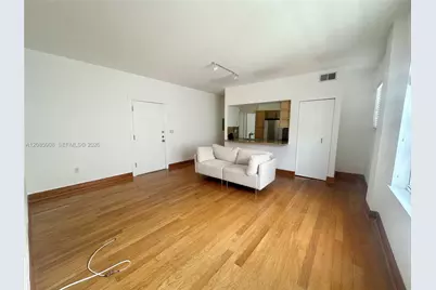 1200 Euclid Ave #204, Miami Beach, FL 33139 - Photo 8