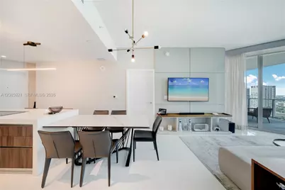 851 NE 1st Ave #3408, Miami, FL 33132 - Photo 2