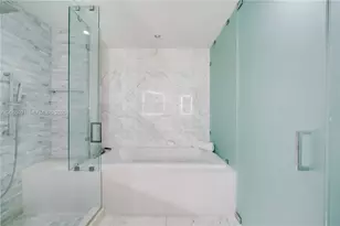 851 NE 1st Ave, Miami, FL 33132 - Photo 12